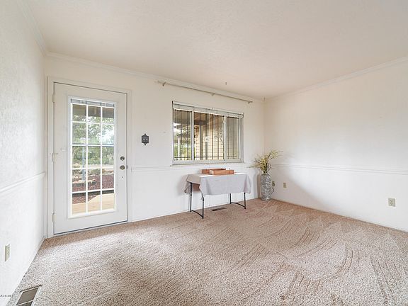 3rd image of 5305 Hill N Dale Dr