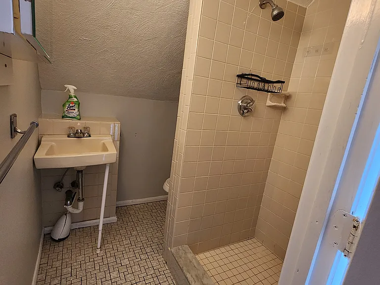 87 Freeman St #2 — Photo 13