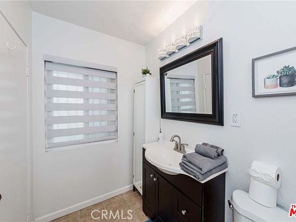 5th image of 1238 S Muirfield Rd