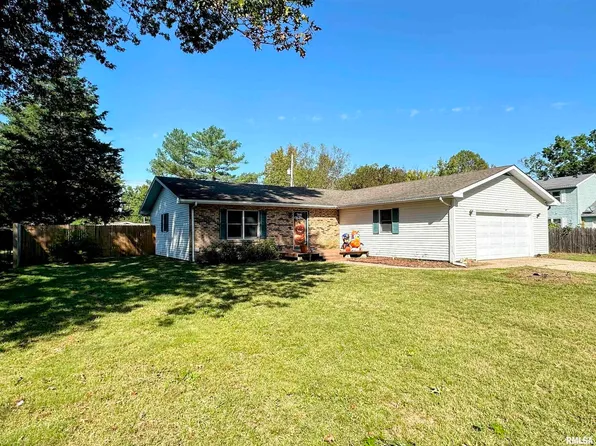 602 S Wedgewood Ln, Carbondale, IL 62901