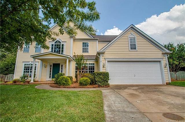 1st image of 8518 Lyman Oak Ct
