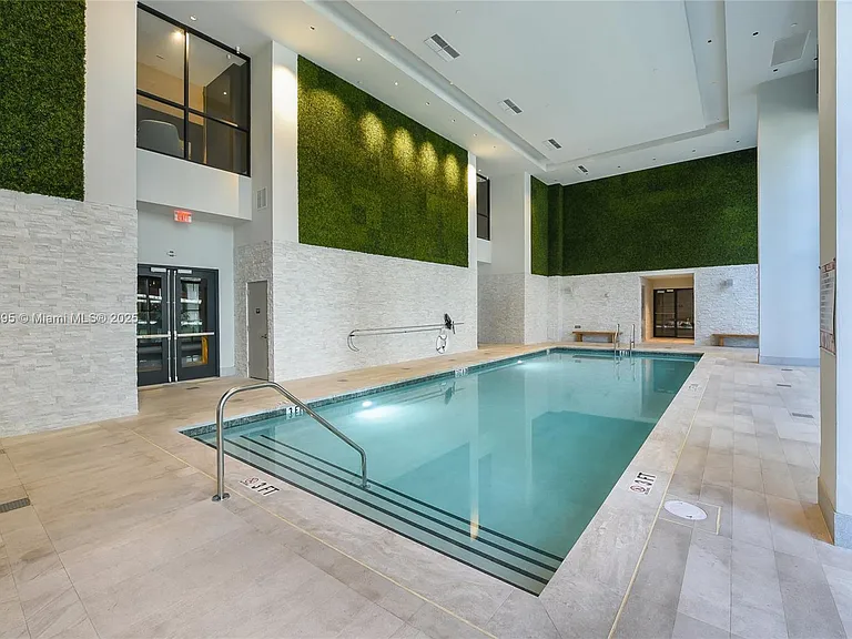 1010 Brickell Ave #3105 — Photo 25