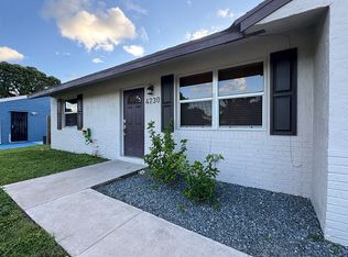 4230 Caesar Cir, Greenacres, FL 33463