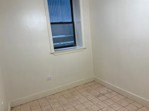 122 Fenimore Street image 15 of 30