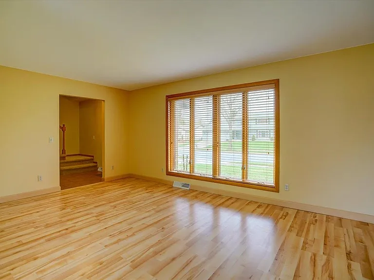 5117 Hackney Way — Photo 5