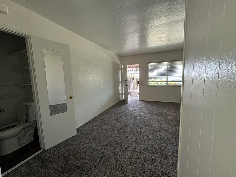 4220 Noyes St #5 — Photo 4