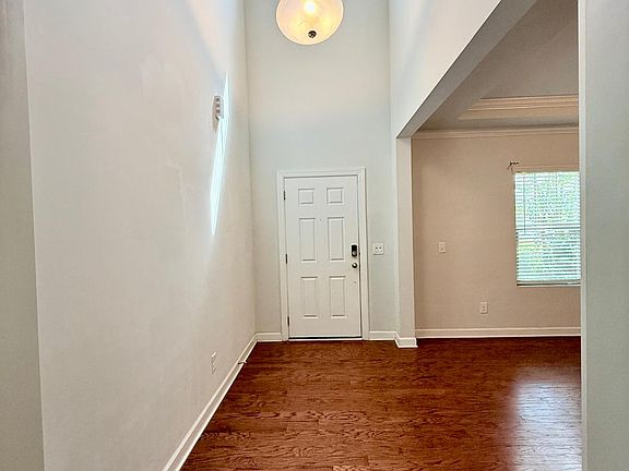 3rd image of 3092 Cedric Ct