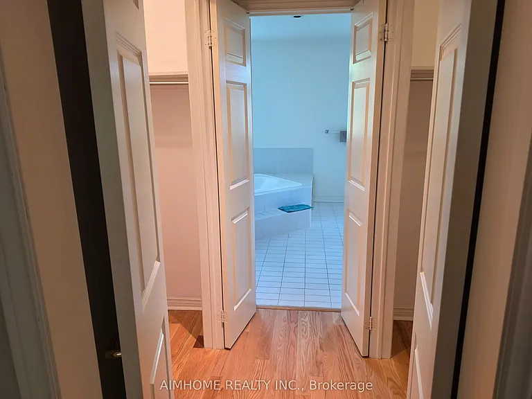 49 Holbrook Ct — Photo 19