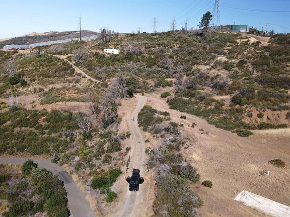 5th image of 12700 Pine Flat Rd