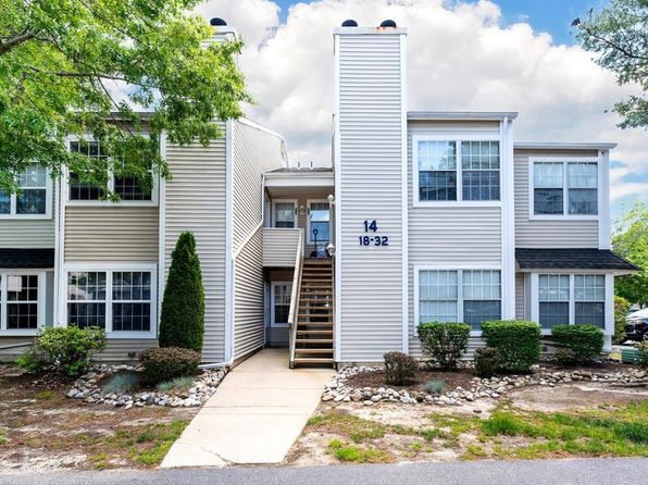 32 Malibu Way