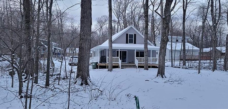 2nd image of 944 Portsmouth Ave