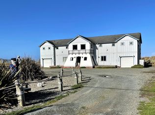 646 Madison Ave SW, Bandon, OR 97411