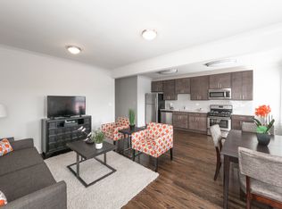 5425 N Clark St #2134827, Chicago, IL 60640