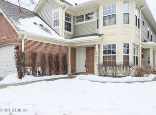 1640 Penny Ln APT B, Crystal Lake, IL 60014