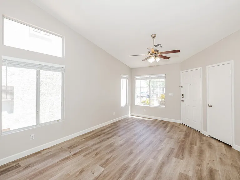 3639 Covewick Dr — Photo 5
