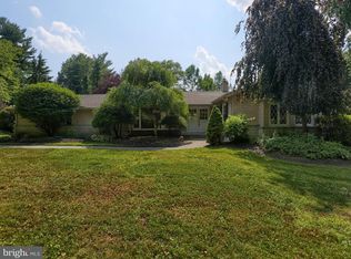 5 W Lawn Cir, Wormleysburg, PA