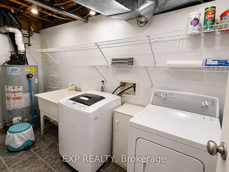 12 Somerset St W #1 — Photo 23