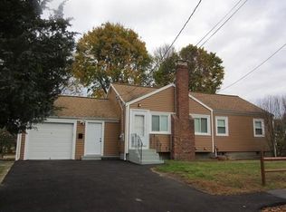 40 Birch Rd, Norwood, MA 02062