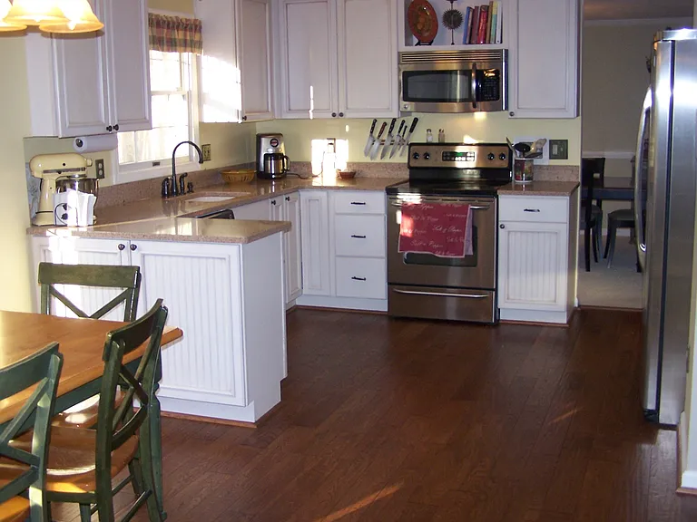 15404 Beachview Dr — Photo 8