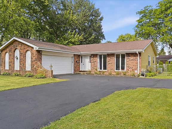 2nd image of 554 Longview Dr