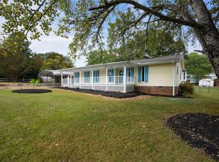 418 Willow Dr, Piedmont, SC 29673