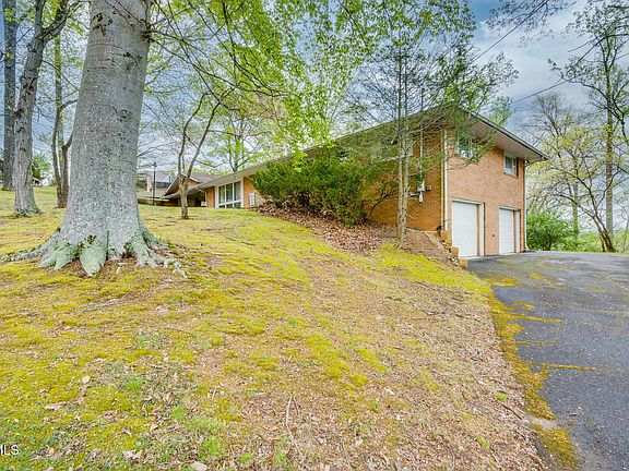 3rd image of 4501 Old Stage Rd