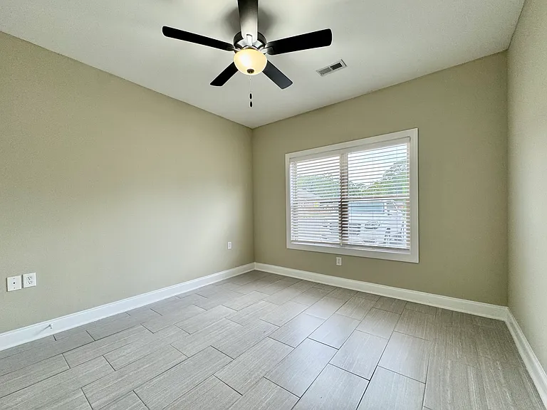 Foxfield Place — Photo 18