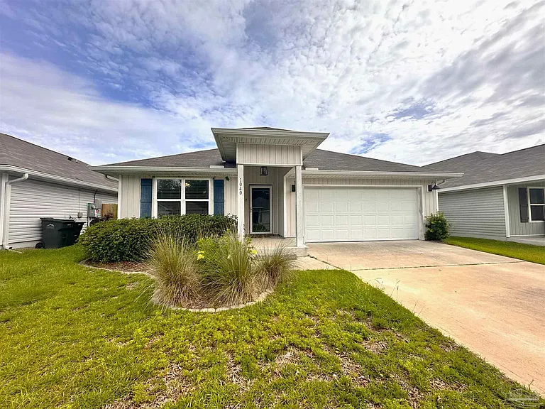 1040 Lovebird Ct — Photo 1