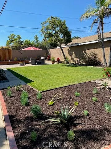 8113 Stewart Ave — Photo 12