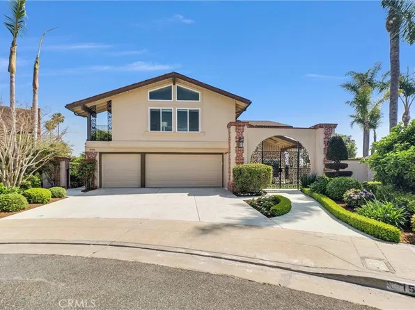 15582 Wild Cherry Cir, Huntington Beach, CA 92647