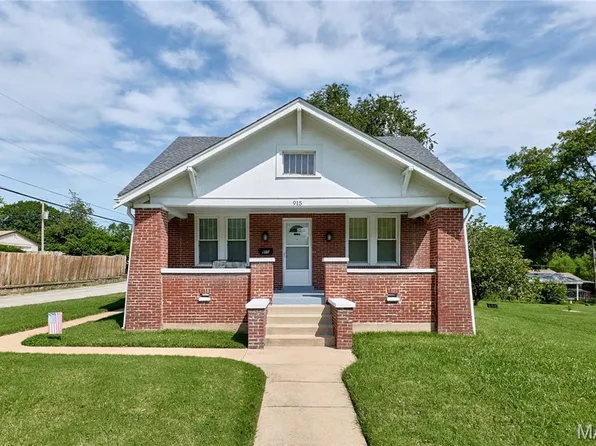915 N Kingshighway St, Saint Charles, MO 63301