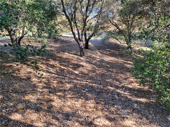 28343 Foothill Dr Lot 6, Agoura Hills, CA 91301