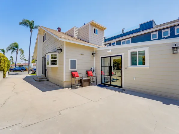 208 J Ave #1/2, Coronado, CA 92118