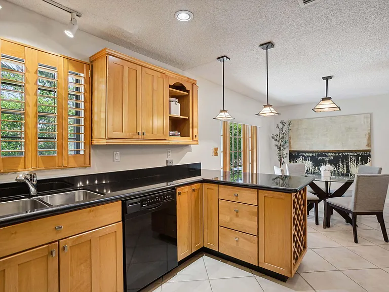 3101 Pierson Dr — Photo 12