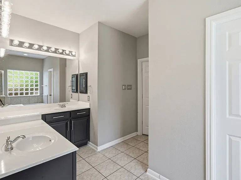8603 Solano Dr — Photo 19