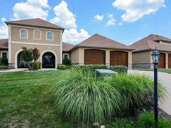 116 N Tuscany Dr, Hollister, MO 65672
