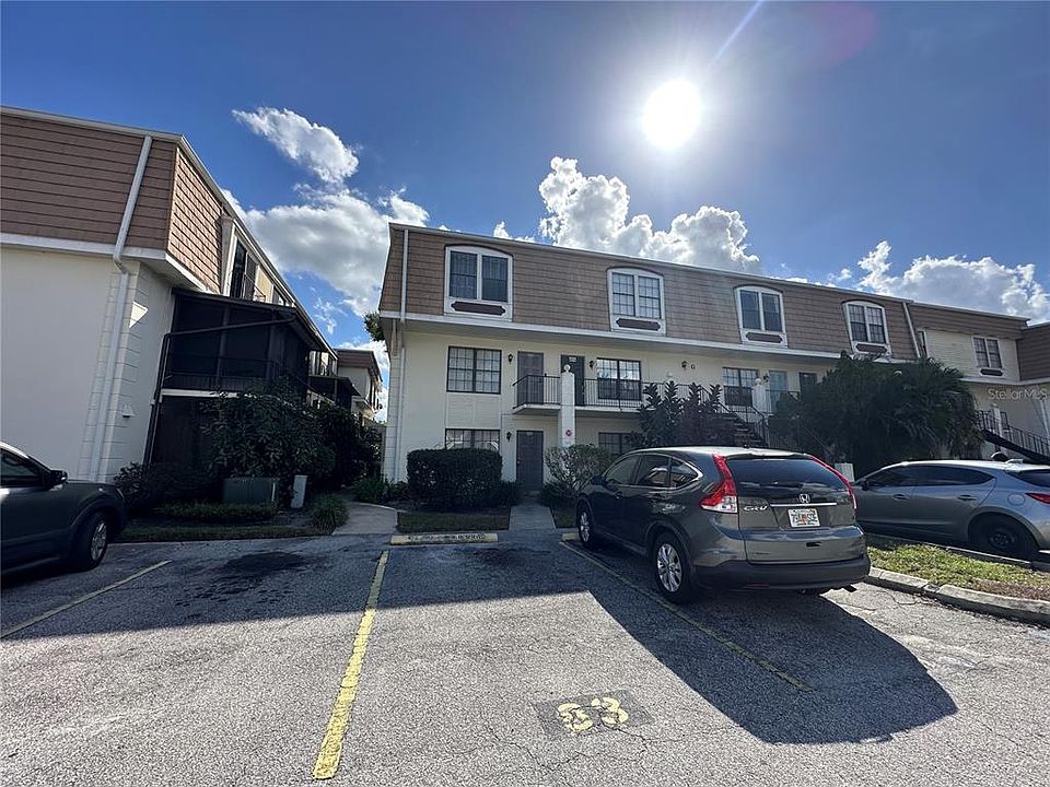 1st image of 6060 VILLAGE CIRCLE #6060