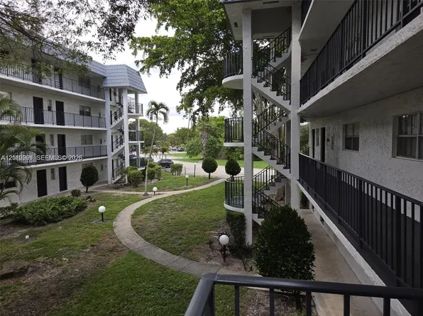 3360 Spanish Moss Ter APT 203, Fort Lauderdale, FL 33319