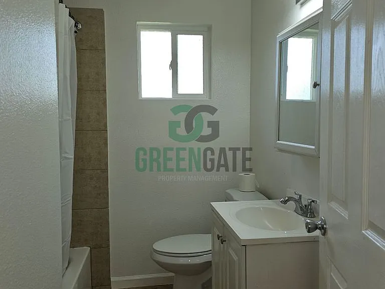 115 E Emerson Ave — Photo 17
