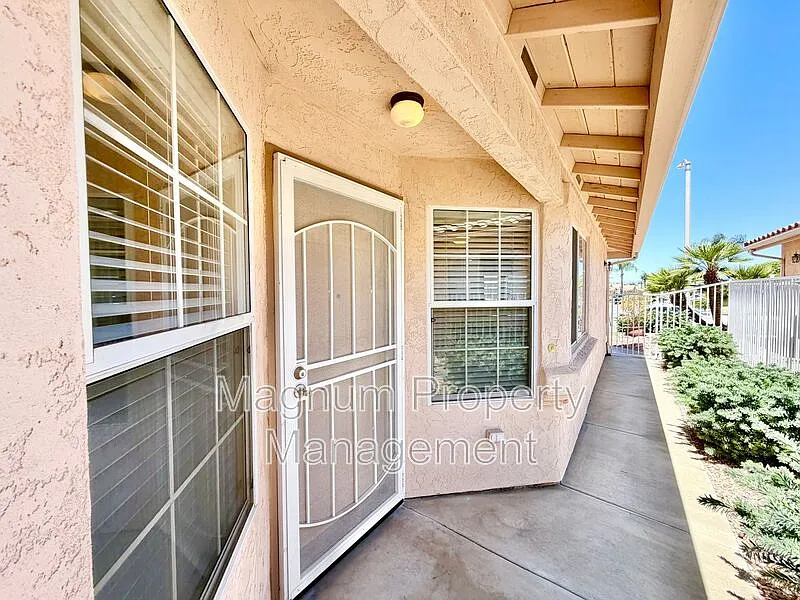 2 bed, 2.0 bath, 1111 sqft, $2,200 — Photo 4