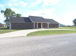 100 Blackberry Rd, Davis, OK 73030