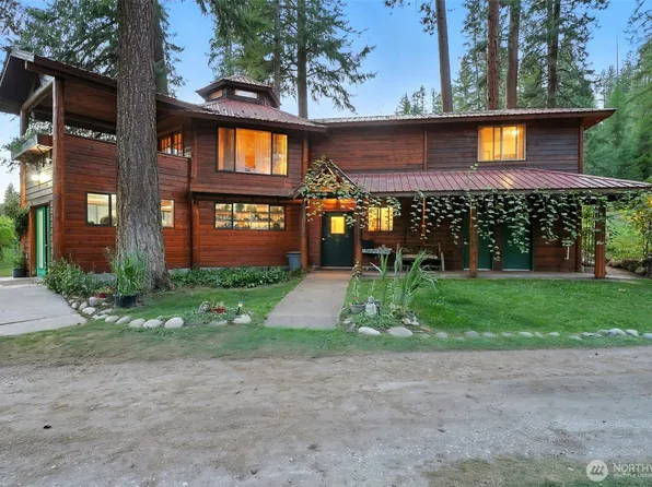 3725 Vineyard Way, Kettle Falls, WA 99141