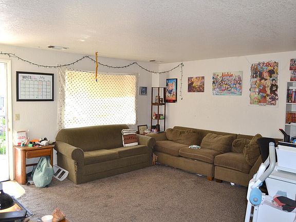 5th image of 1806 Medart Ln