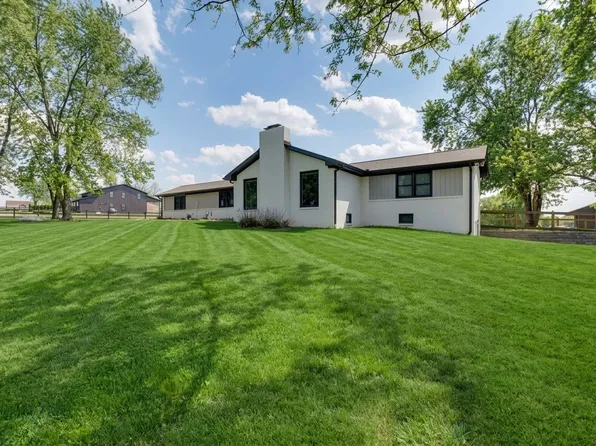 1071 Connie Dr, Gallatin, TN 37066