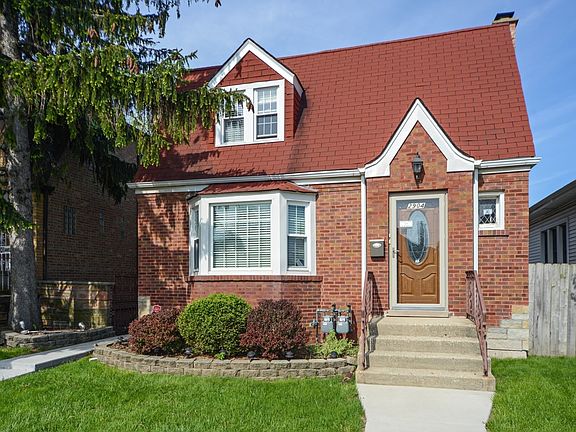 2nd image of 2904 N 73rd Ave