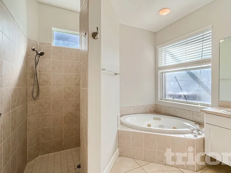 5270 Levi Ln — Photo 9