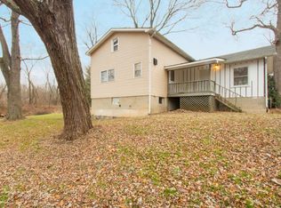 N1093 Park Rd, Genoa City, WI 53128