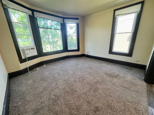 614 S 2nd Ave, 614 S 2nd Ave APT 1, Sioux Falls, SD 57104