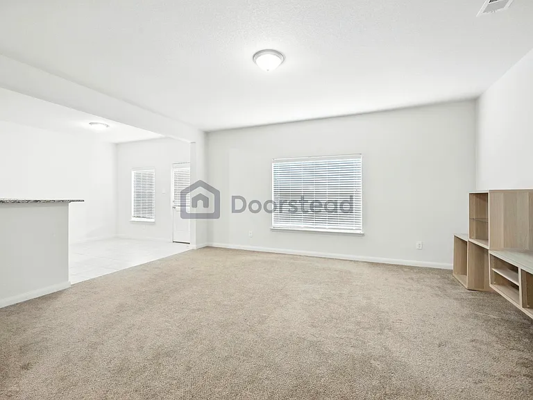 1217 Arizona Dr — Photo 5