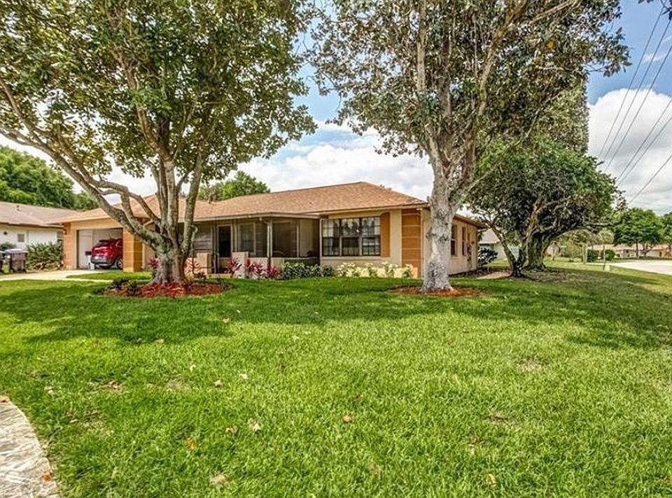 2nd image of 8996 Angelica Dr